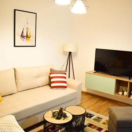 Apartment Zama Pale